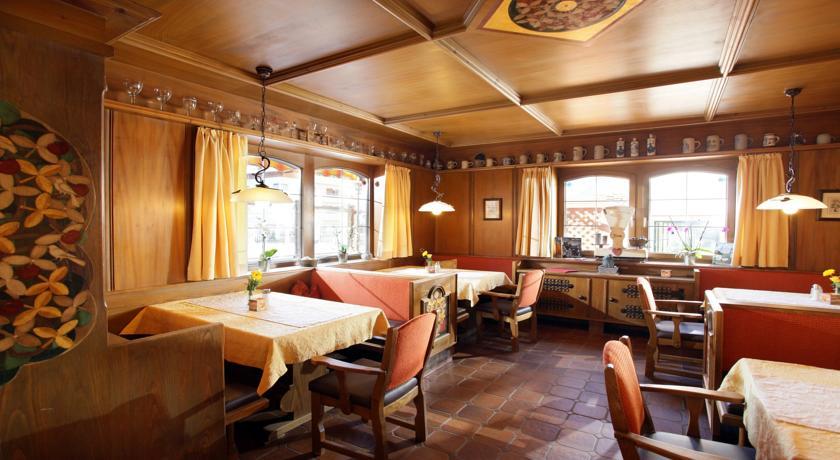 Café Pension Koller Brixen im Thale Exterior foto