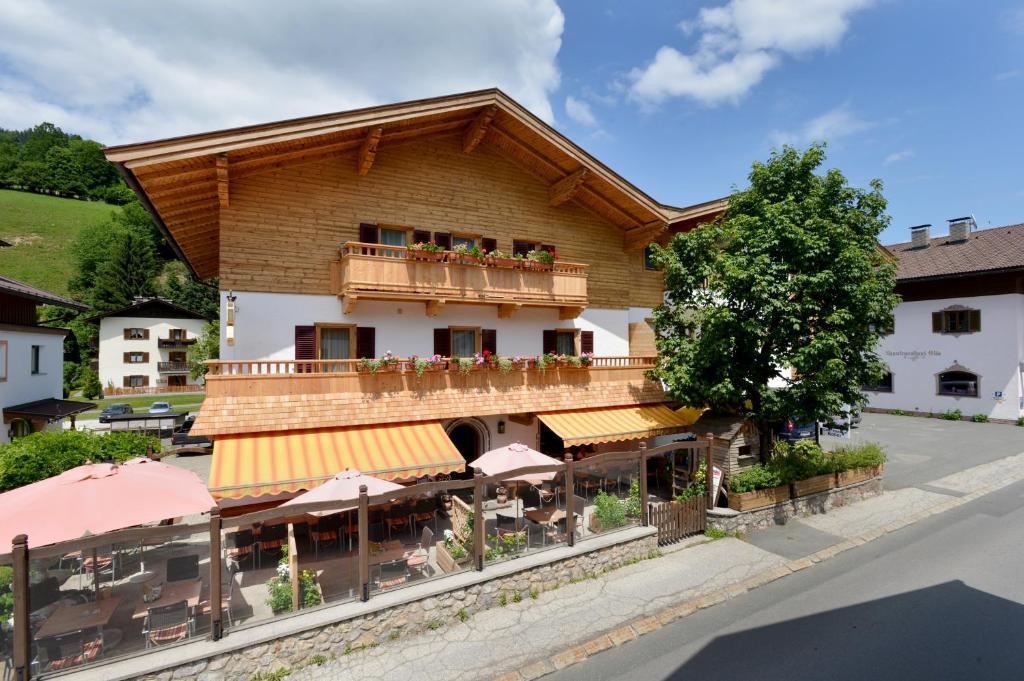 Café Pension Koller Brixen im Thale Exterior foto